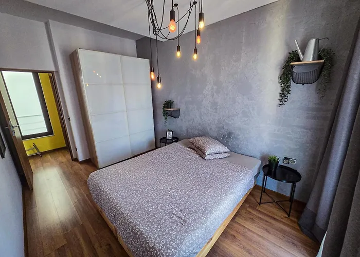 Cozy Two Rooms Downtown By Chr Luxury Propery