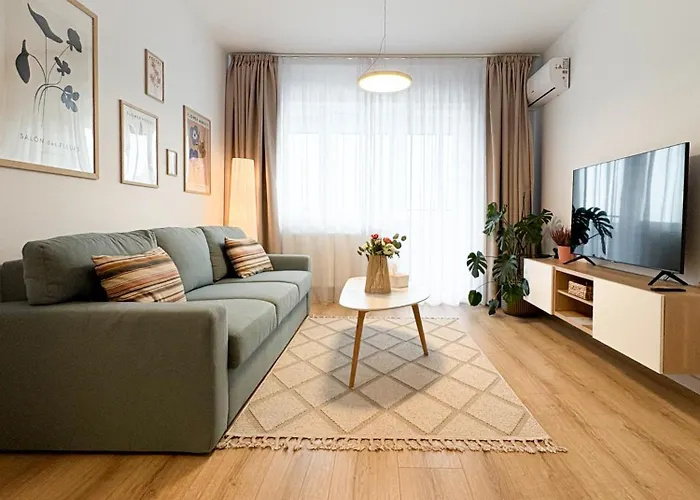 The Cozy Flat - Modern, New, 2 Rooms Apartment, Parking