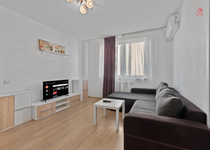 Convenient Gara De Nord Apartment