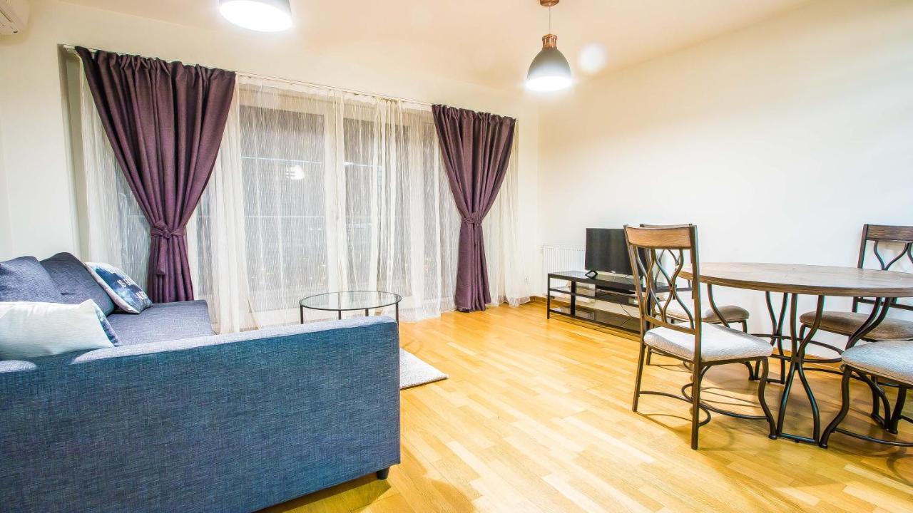 Luxury Mall Area Apartment Bucharest