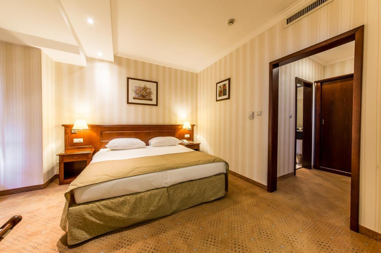 Ramada & By Wyndham North Hotel Bucharest