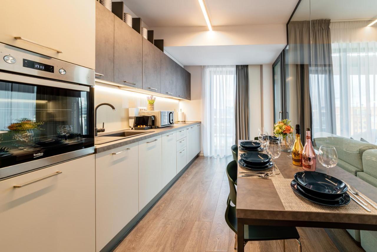 North Twin1 - Aviatiei Apartment Bucharest