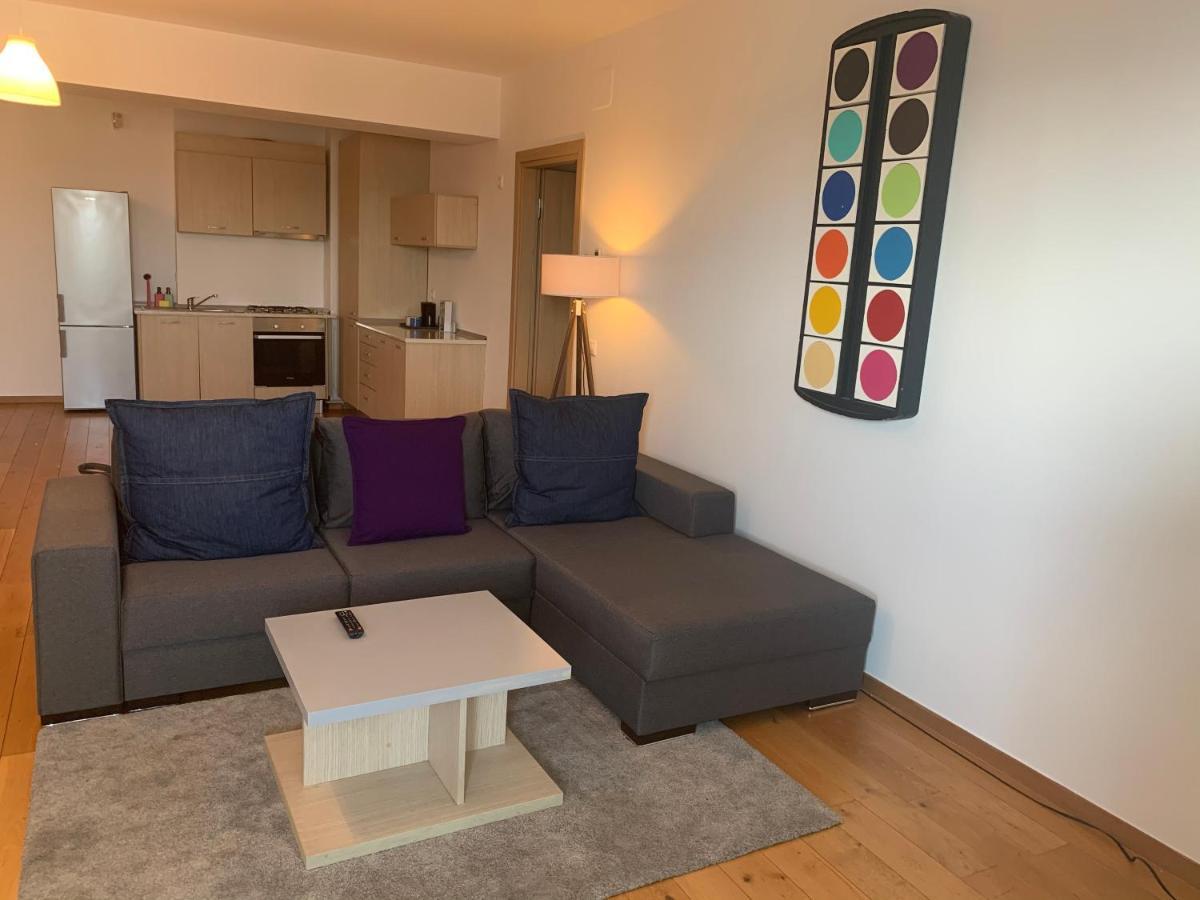 Apartment 365 *
