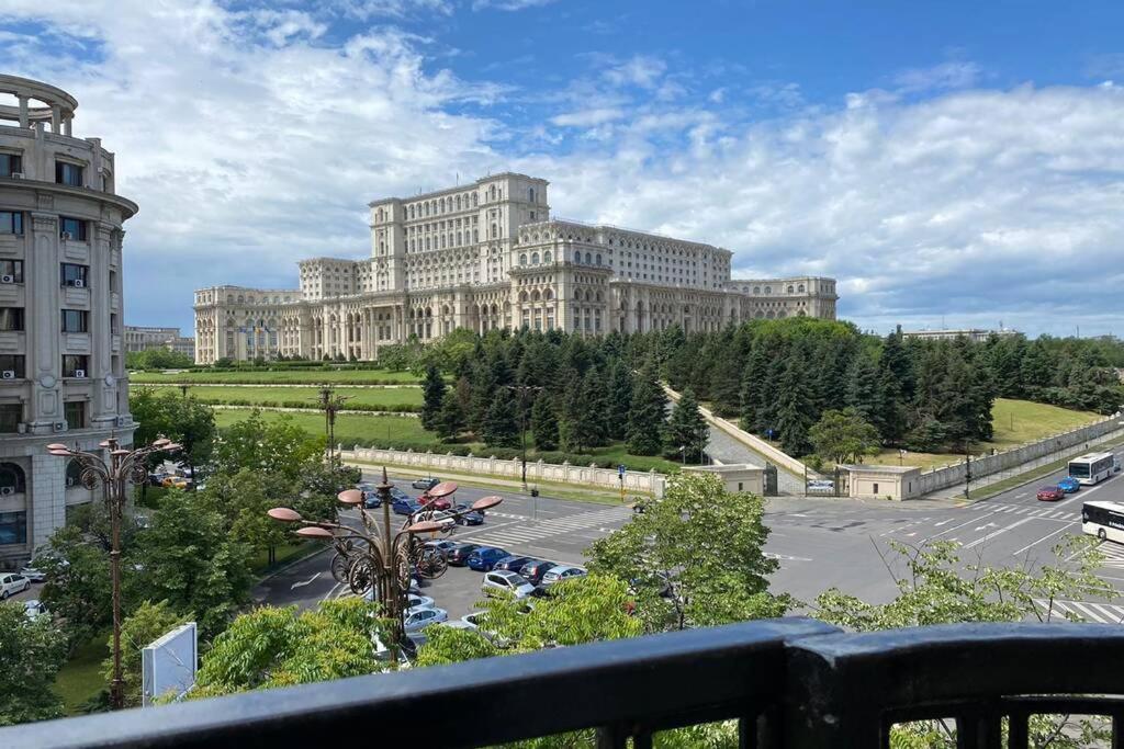 New Luxury Flat In Front Of The Parliament At Unirii