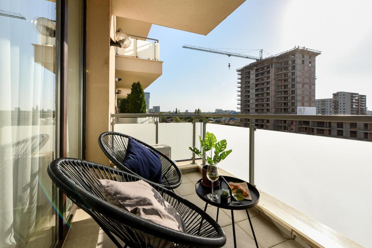 Apartment The Wonderful. Aviatiei With Parking Included *