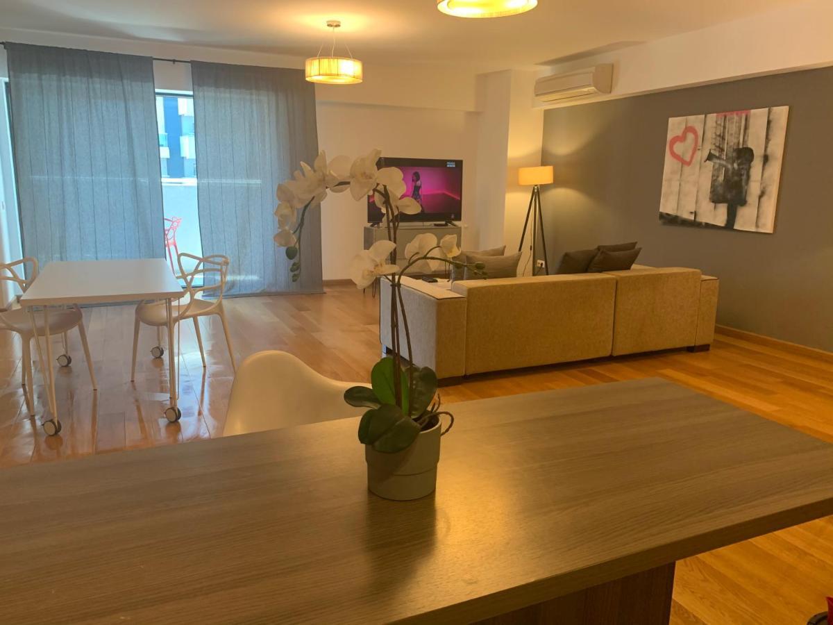 Apartment 365