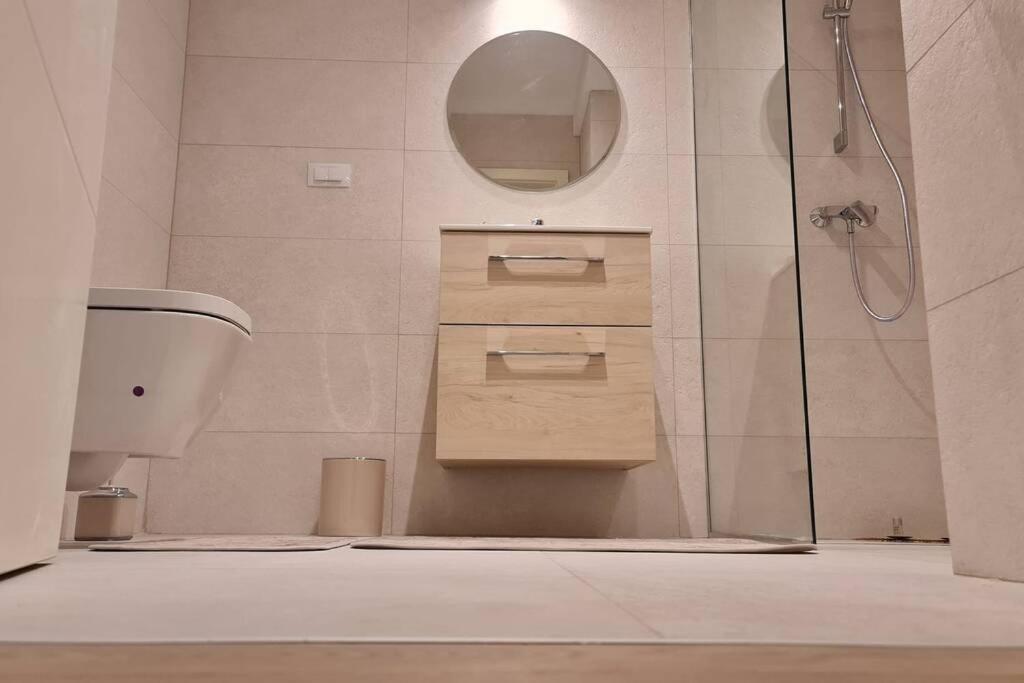 Modern Bright Studio Bucharest, Nicolae Titulescu Apartament *