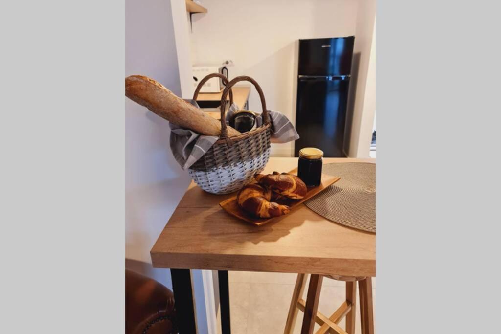 Apartament Modern Bright Studio Bucharest, Nicolae Titulescu *