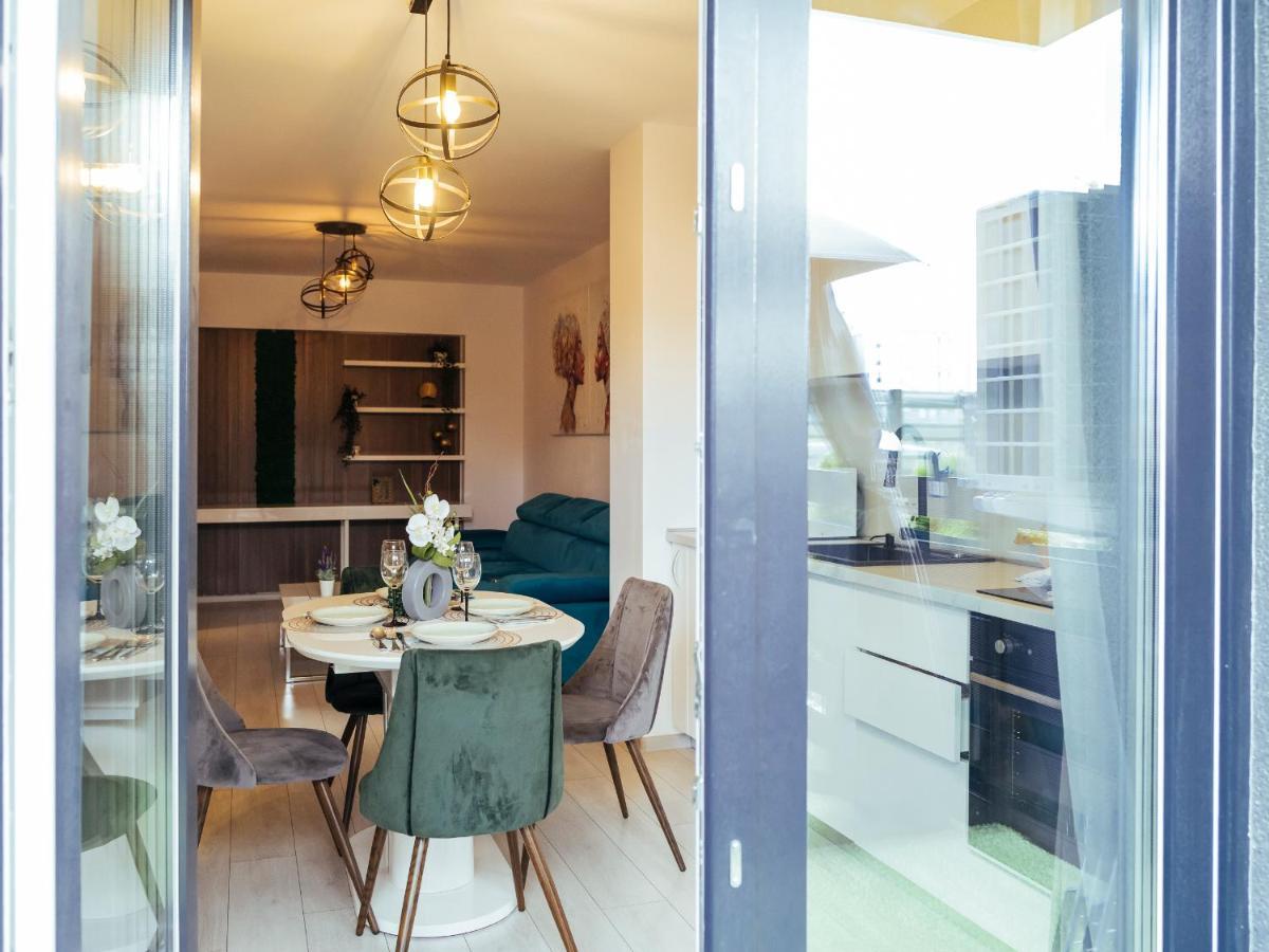 Cozy Special Pallady With Garden & Courtyard Apartment *