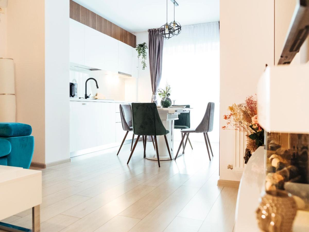 Apartment Cozy Special Pallady With Garden & Courtyard *
