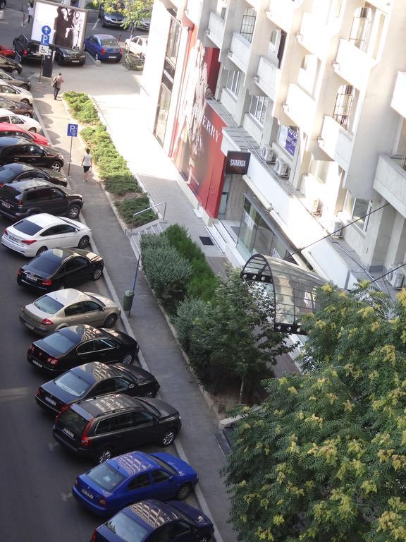 Bucharestby Bucureşti