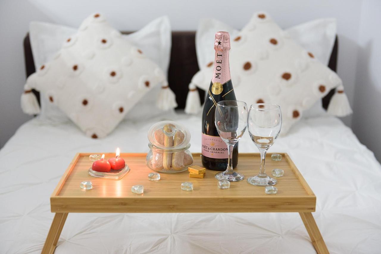 Luxury Studio For 4 - Old Town * Bucureşti