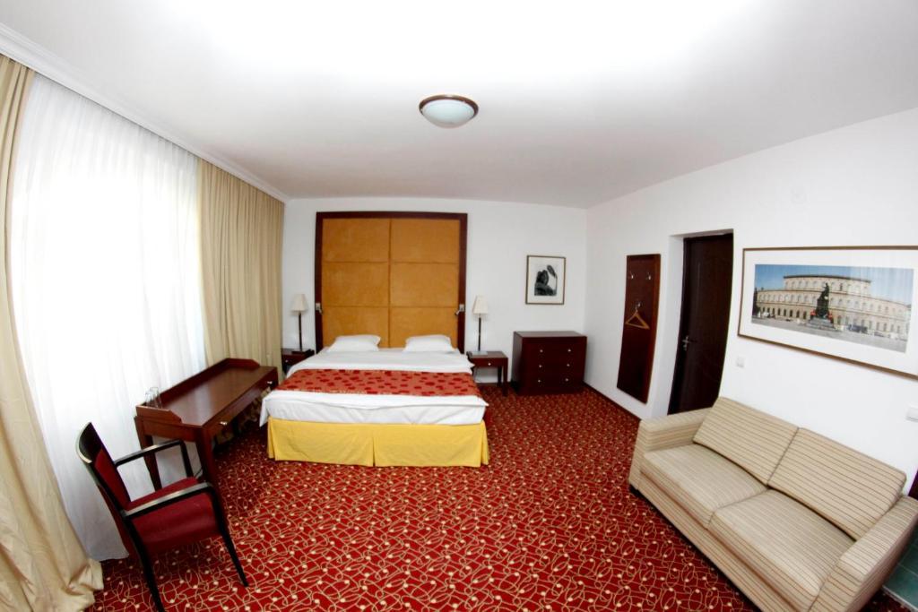Visconti Militari Hotel
