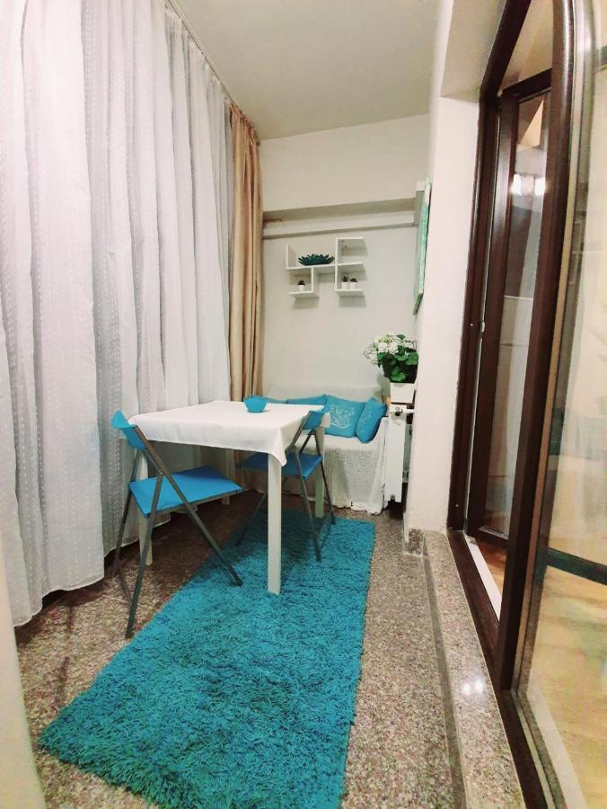 Coffee Cu 2 Apartment Bucharest