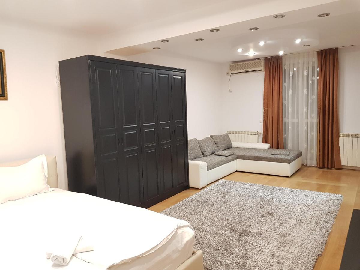 Mega Mall Monza National Arena Apartment Bucharest