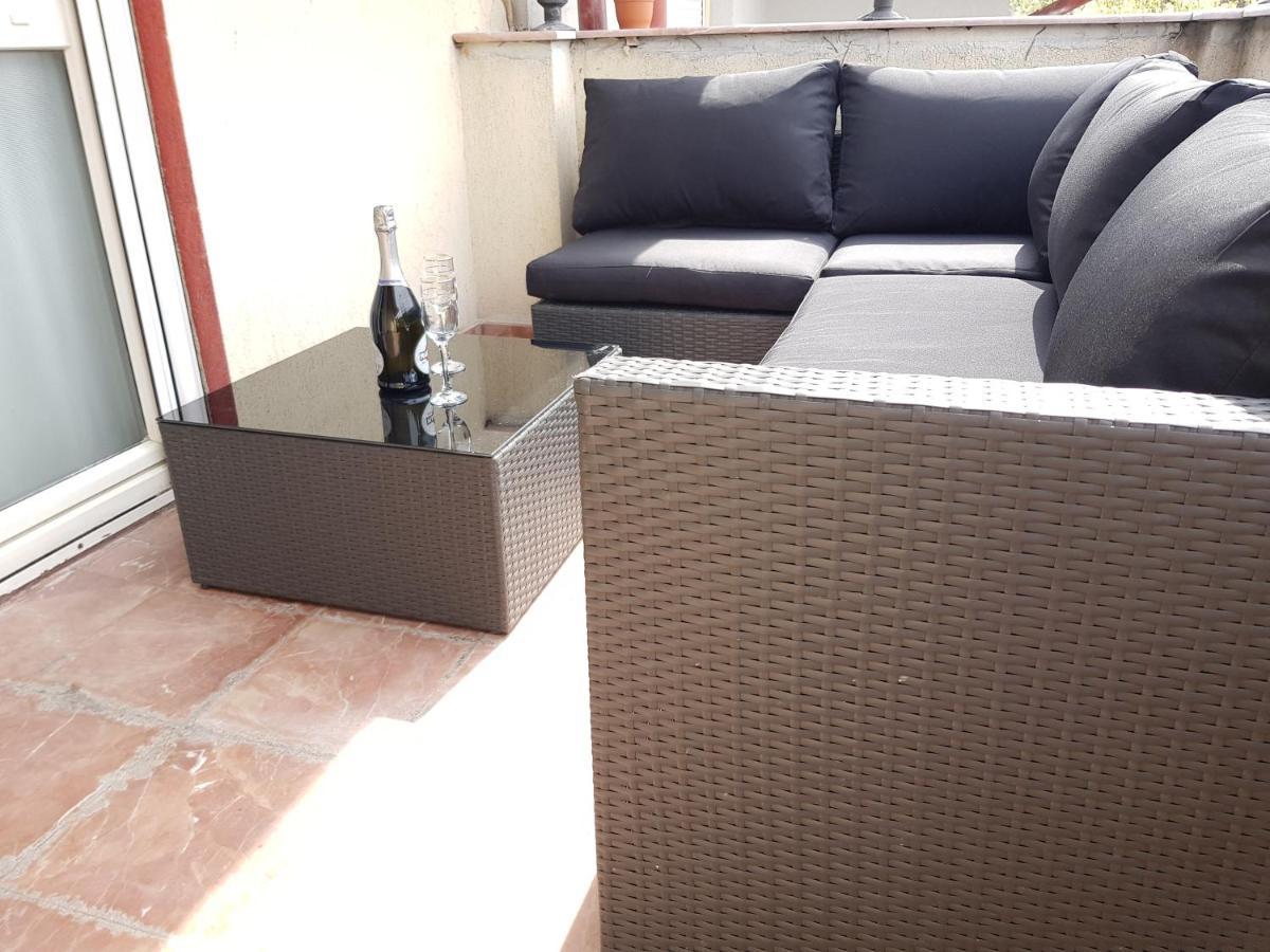 Apartment Mega Mall Monza National Arena