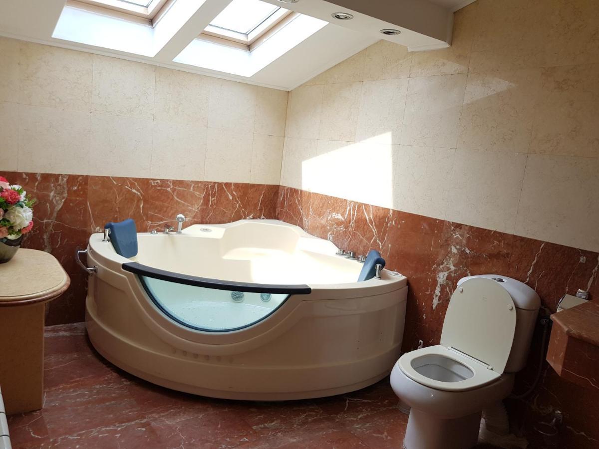Mega Mall Monza National Arena Apartment