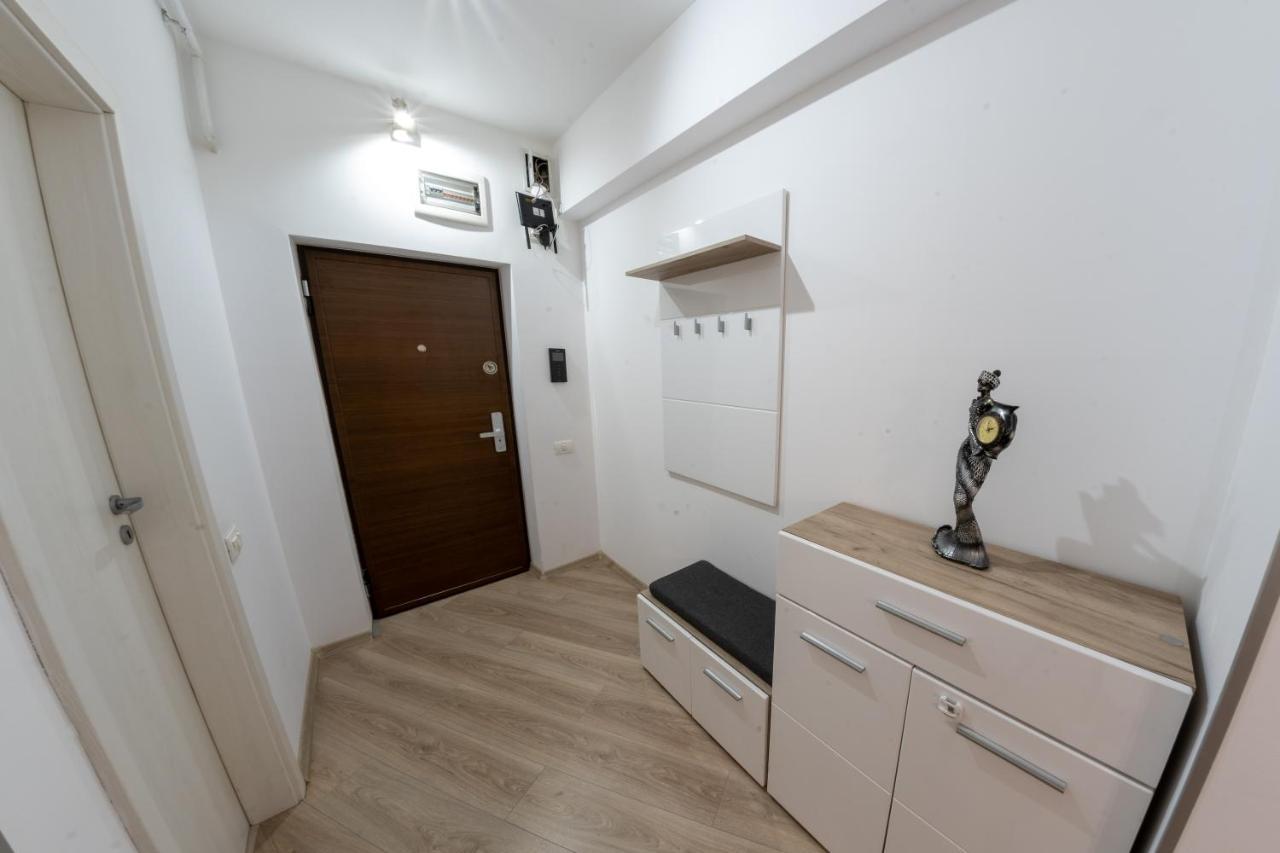 Apartamento Parliament 200sqm Loft Style 1br Ap W Private Garden Bucareste