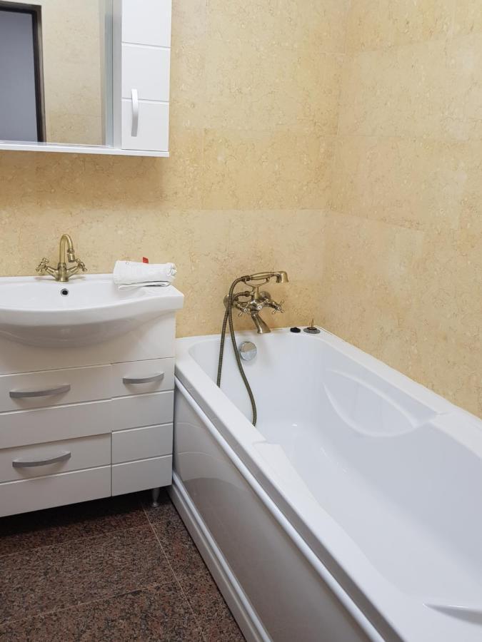 Apartment Mega Mall Monza National Arena
