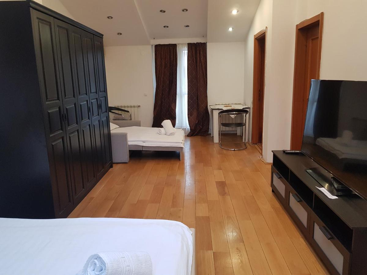 Apartment Mega Mall Monza National Arena *