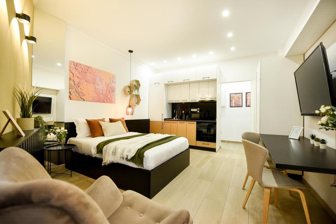 Sweet Home. Stylish Near Cismigiu Apartment *