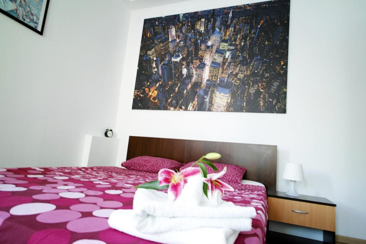 Luxury Apartament Apartment Bucharest
