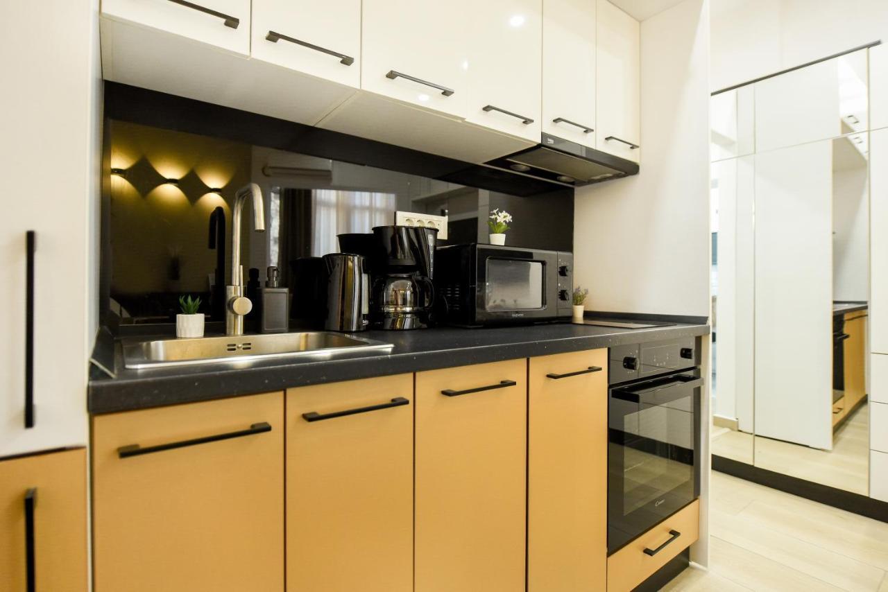 Apartment Sweet Home. Stylish Near Cismigiu Bucharest