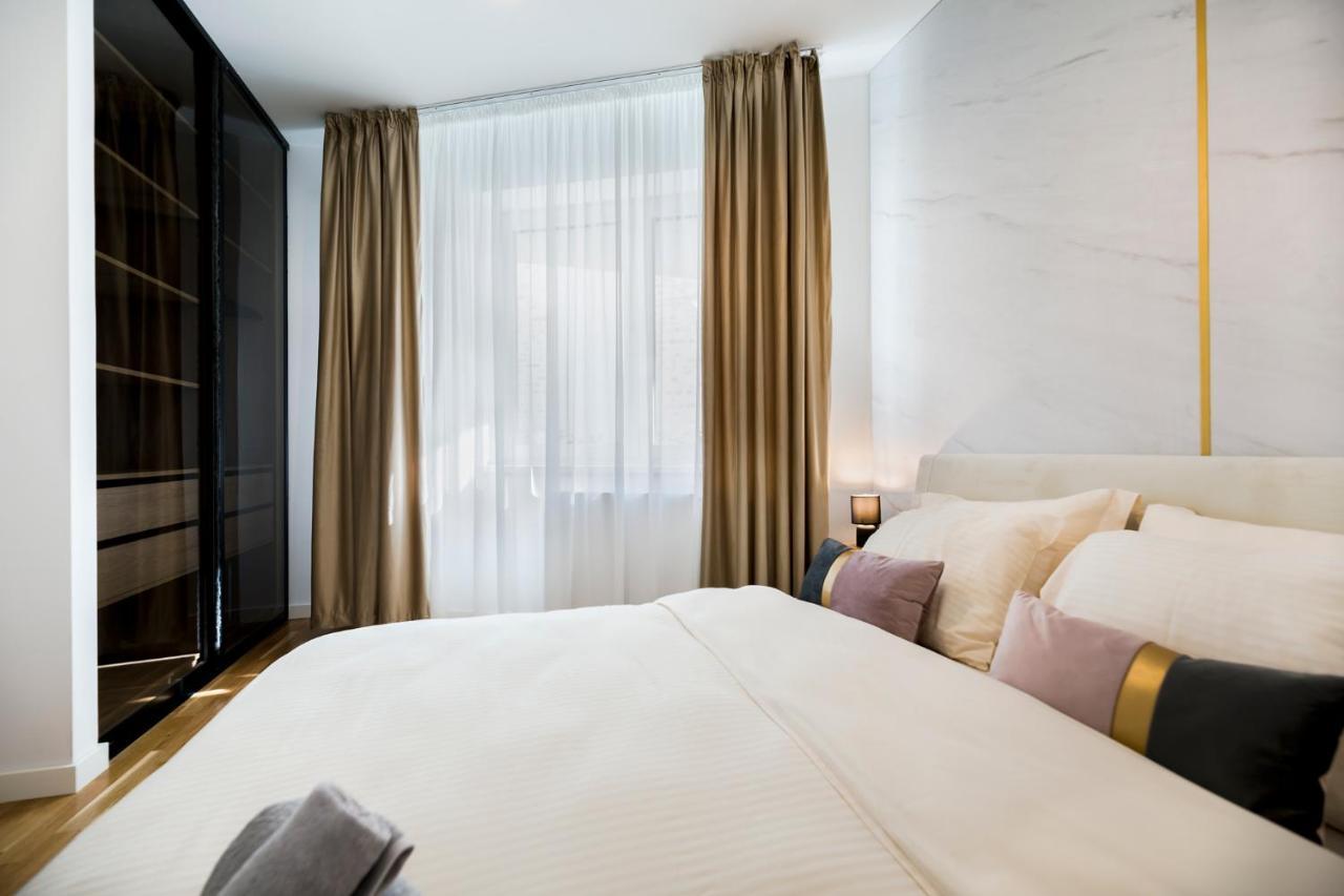 Luxury * Bucareste