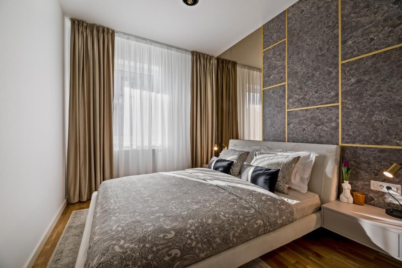 Luxury Apartamento *