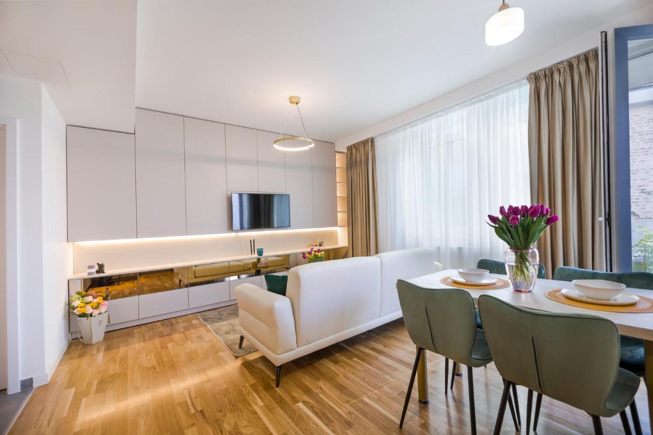 Luxury * Bucareste