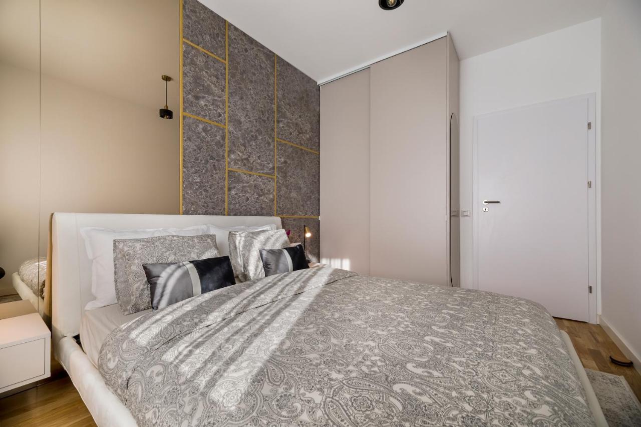 Luxury * Bucareste
