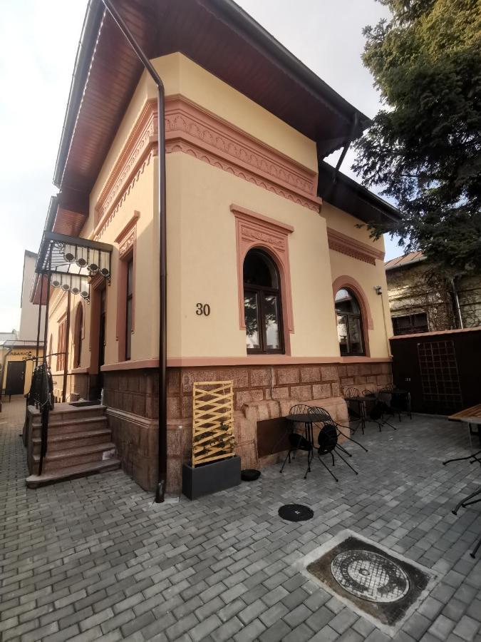 Erbario House * Bucareste