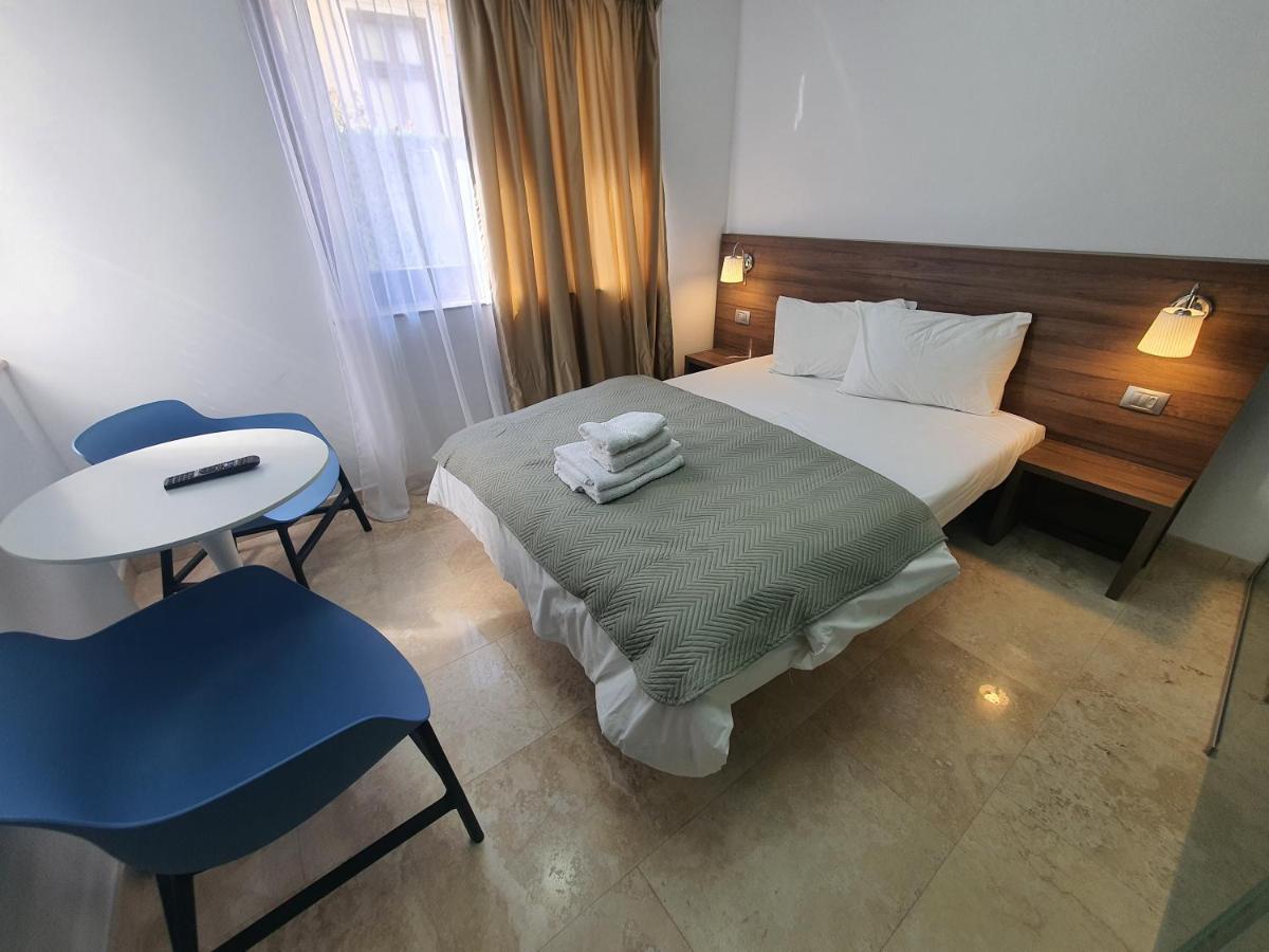 Dacia Aparthotel