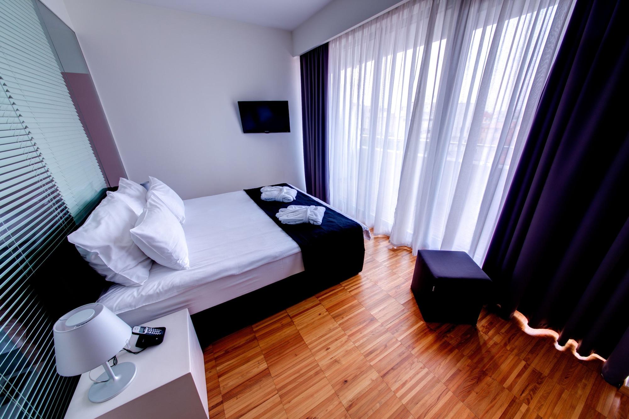 Sarroglia Hotel