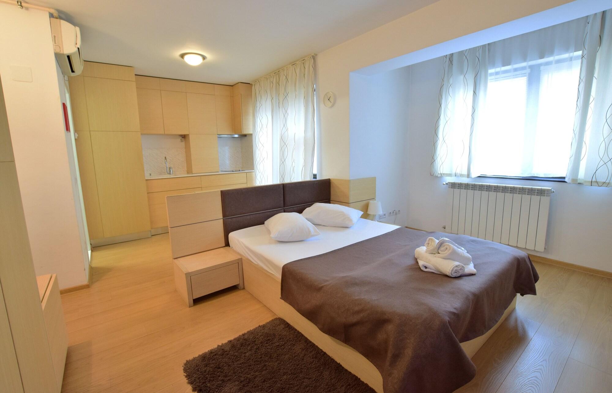 Decebal Aparthotel