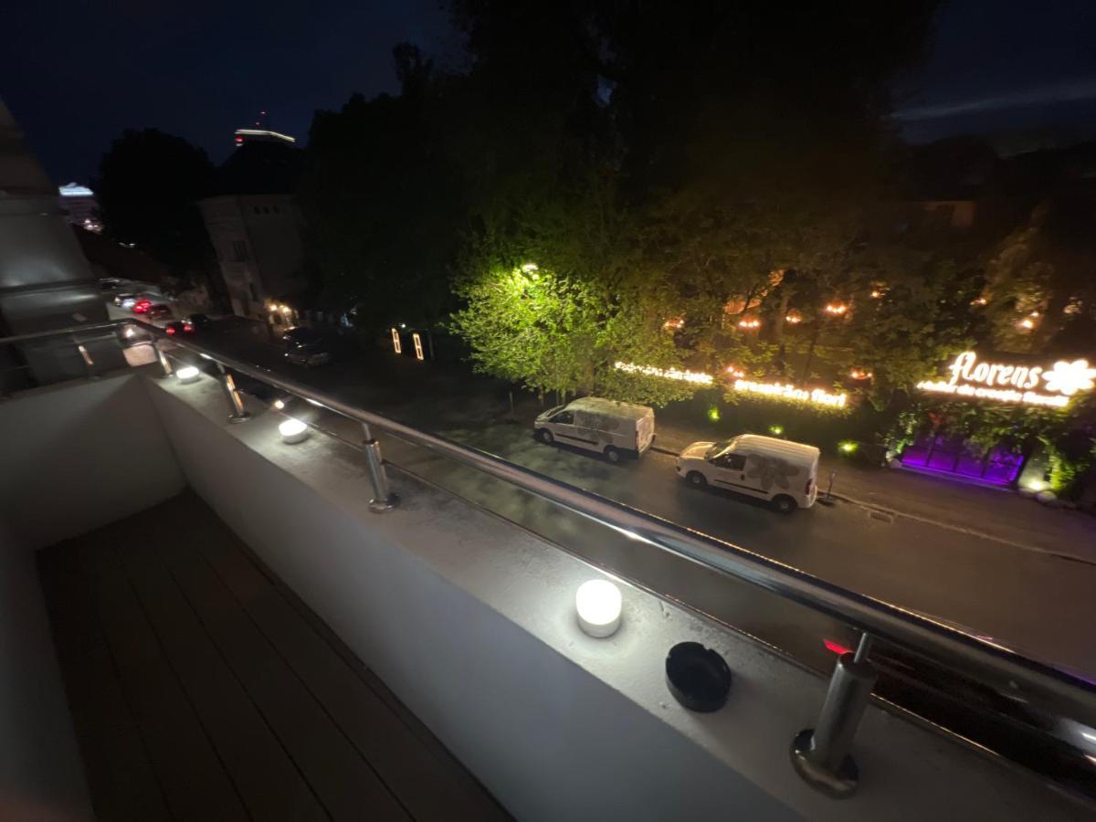 La Vie E Parisienne Apartamento Bucareste