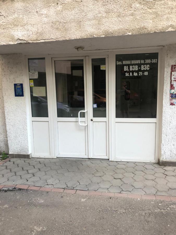 Apartment Cozy & Spacious 2br With Netflix Bucharest