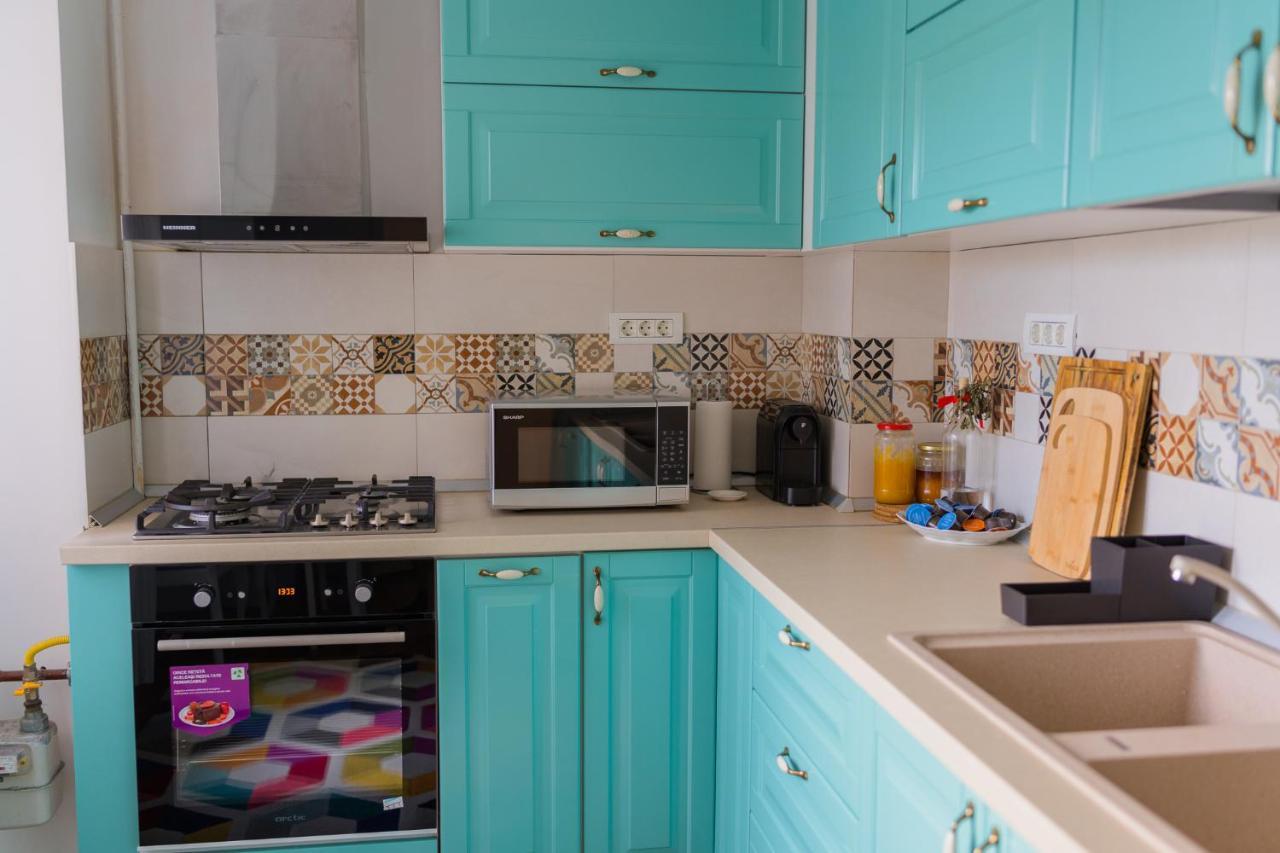 Apartment Cozy & Spacious 2br With Netflix Bucharest