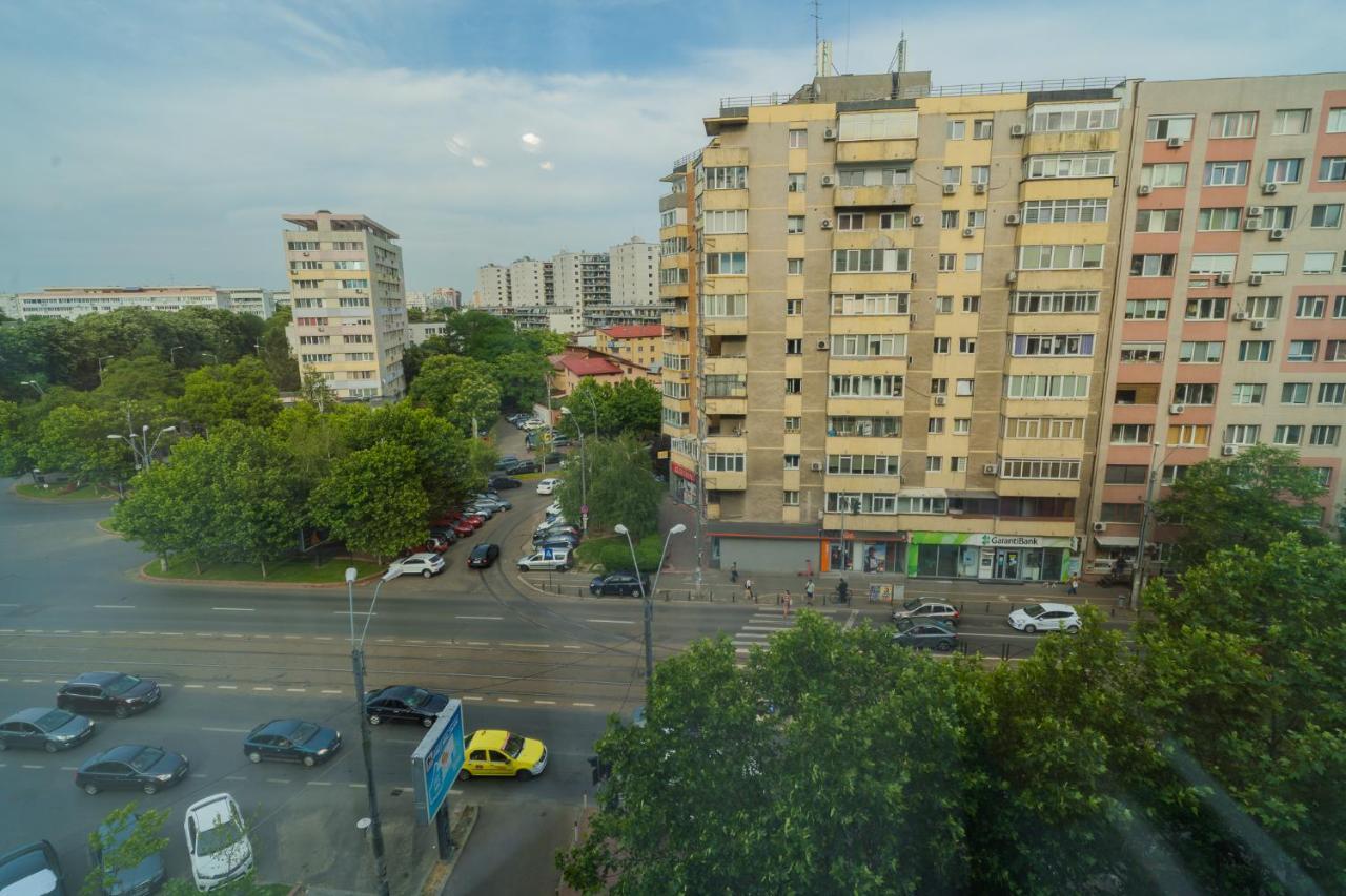 Cozy & Spacious 2br With Netflix * Bucharest