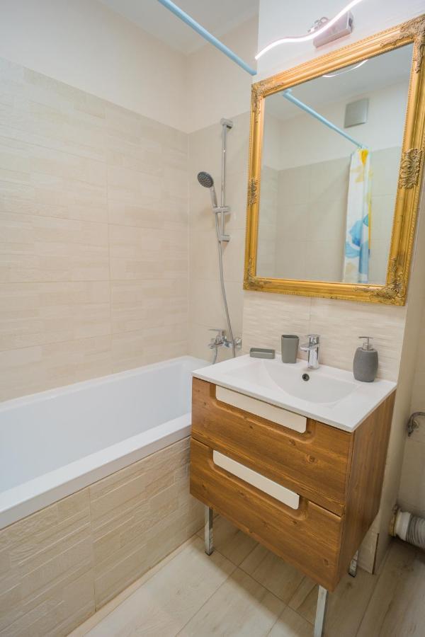 Apartment Cozy & Spacious 2br With Netflix