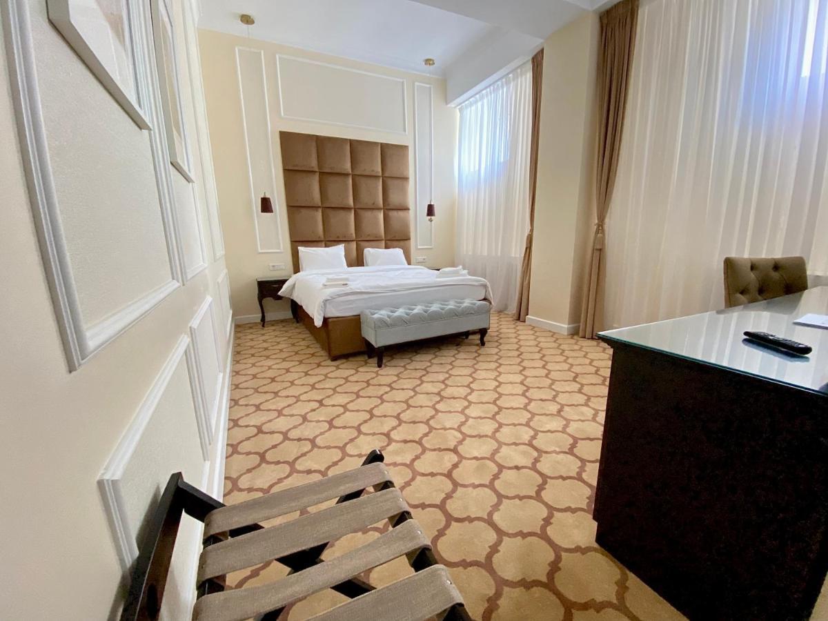 Venetian Aparthotel