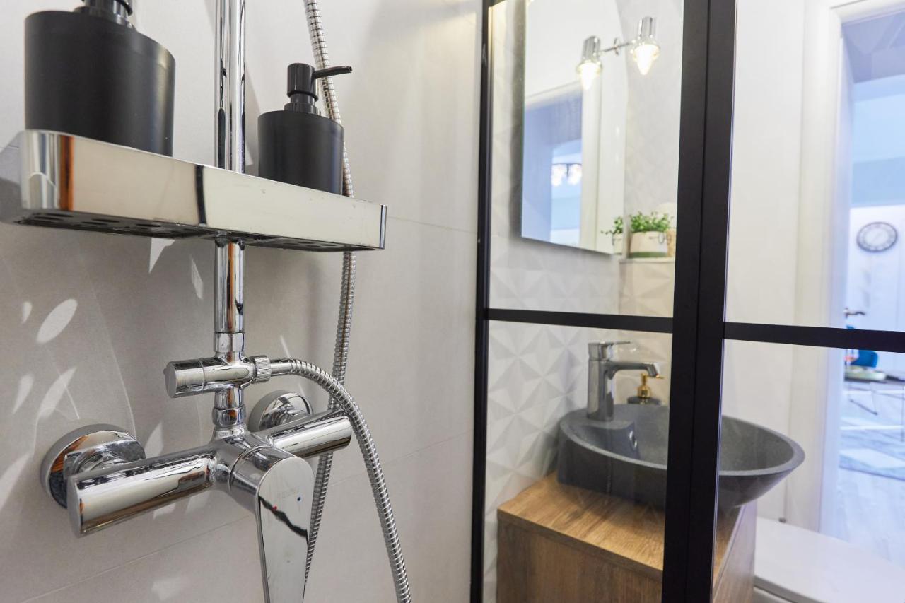 Voguish Apartment