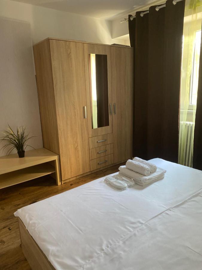 Ultracentral - Pe Calea Victoriei Apartamento *
