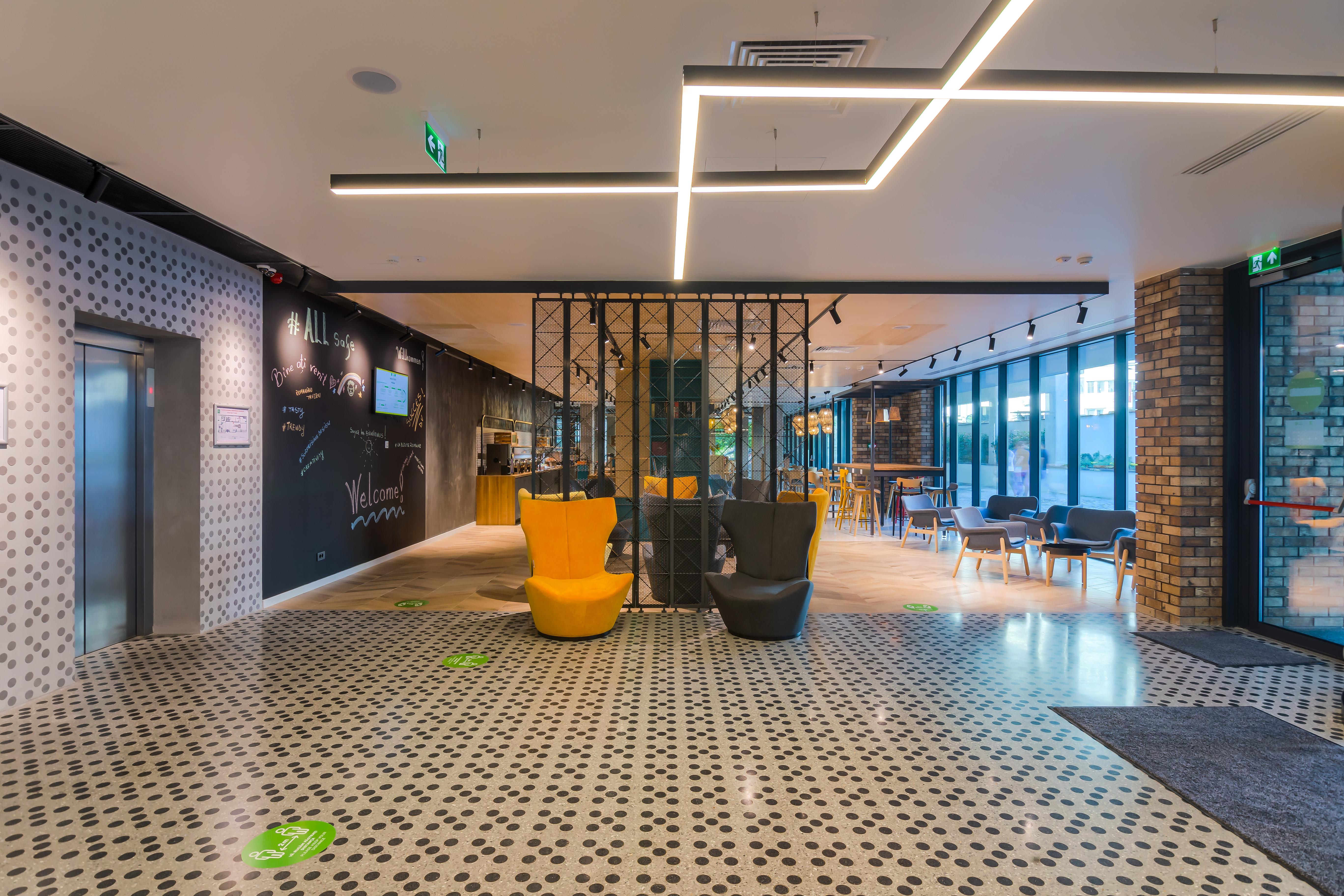 Ibis Styles Center