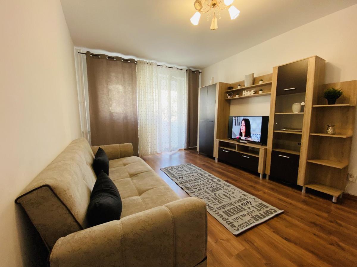 Giulia Apartament *