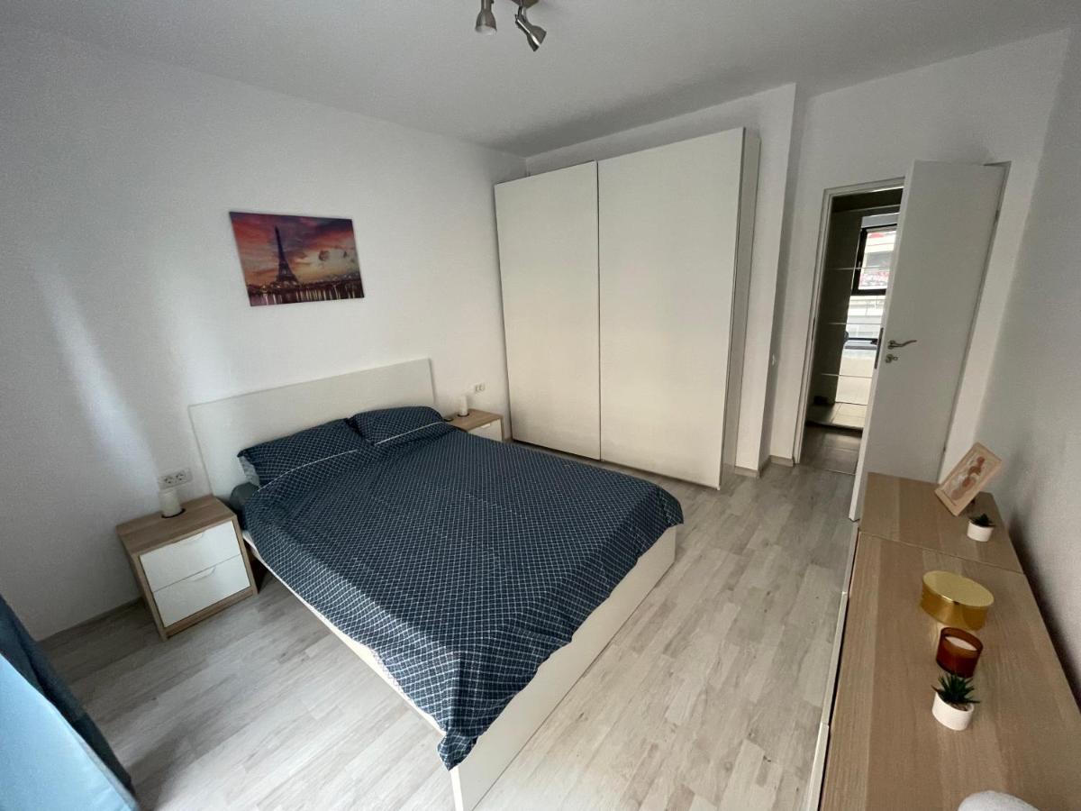 Pearl Luxury Near Presidential Palace Apartment Bucharest