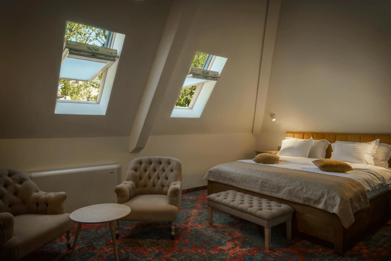 Hotel La Boheme Boutique Casa Soare