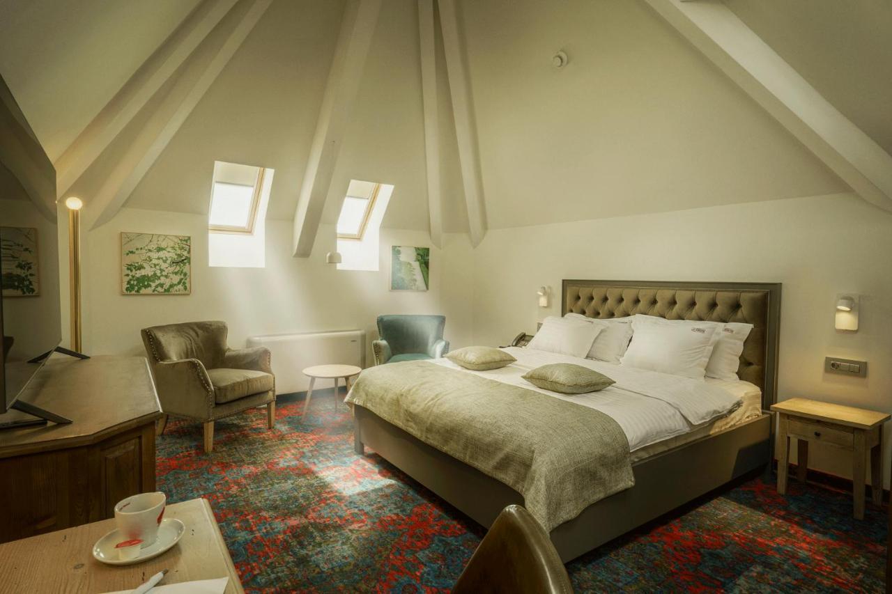 La Boheme Boutique Casa Soare 4* Bucareste