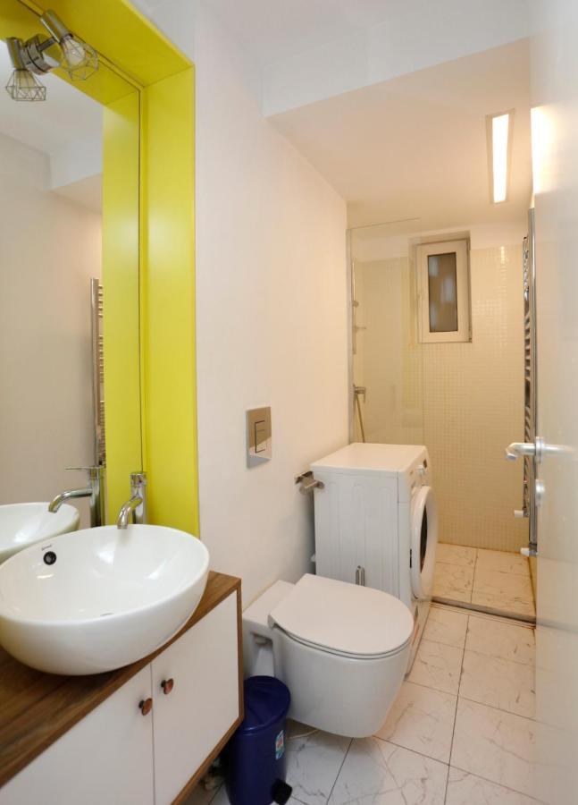 Platinum With 2 Bedrooms Bucharest