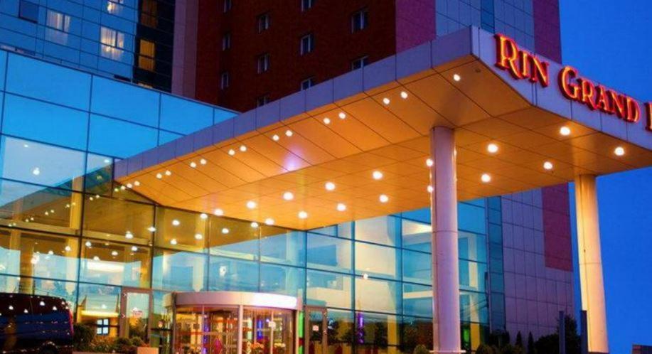 Apartamento Laroka House Rin Grand Modern Bucareste